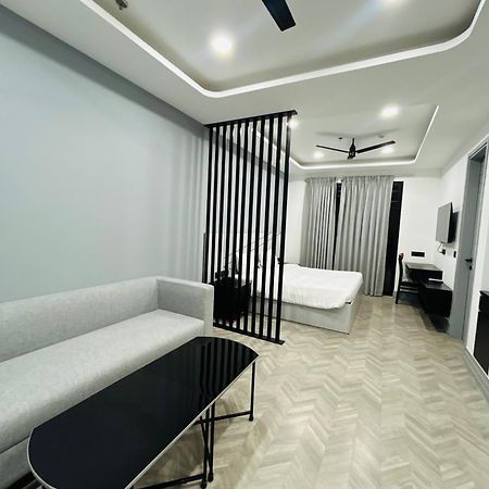 Bedchambers Serviced Apartment, Golf Course, Gurgaon Buitenkant foto
